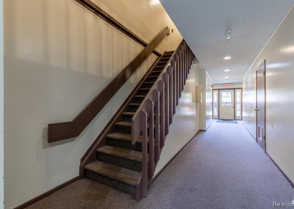 35775 Union Lake Rd, photo 11