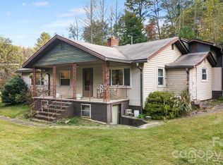 11 Whitt Rd, Weaverville, NC 28787