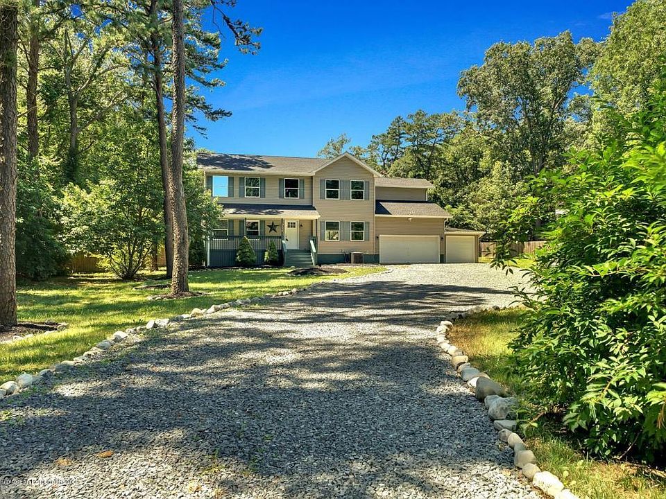 1st image of 1530 Caroline Ln