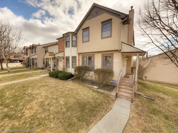 3008 Carly Ct, Auburn Hills, MI 48326