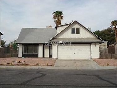 1st image of 4051 Arrowood Dr