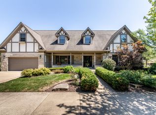 100 Wilma Pl, Park Ridge, IL 60068