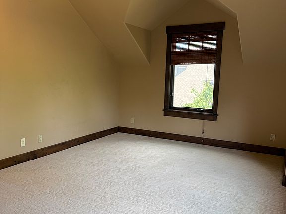 5th image of 78 Haystacker Dr #1