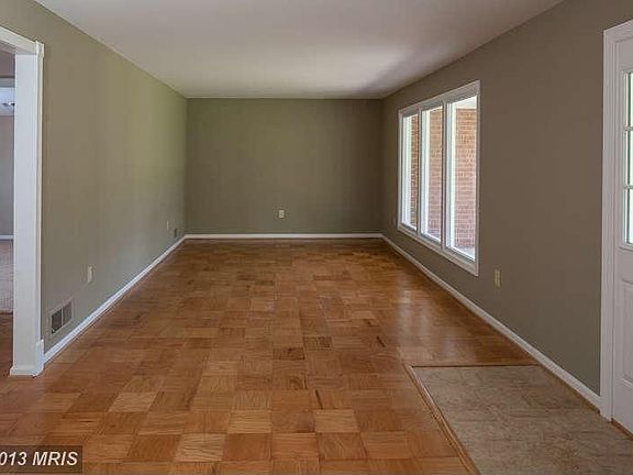 3rd image of 5087 Dequincey Dr