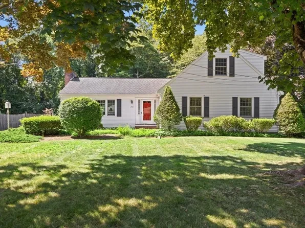 201 South Dr, Bridgewater, MA 02324