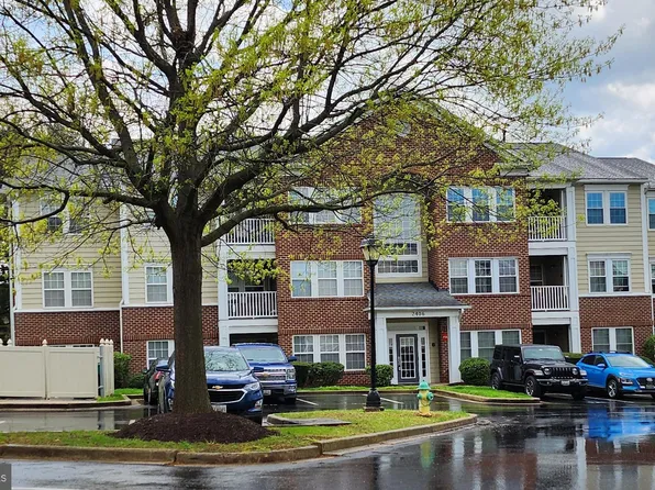 2406 Ellsworth Way APT 1B, Frederick, MD 21702