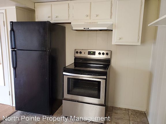 2nd image of 135 W Charlotte St APT C