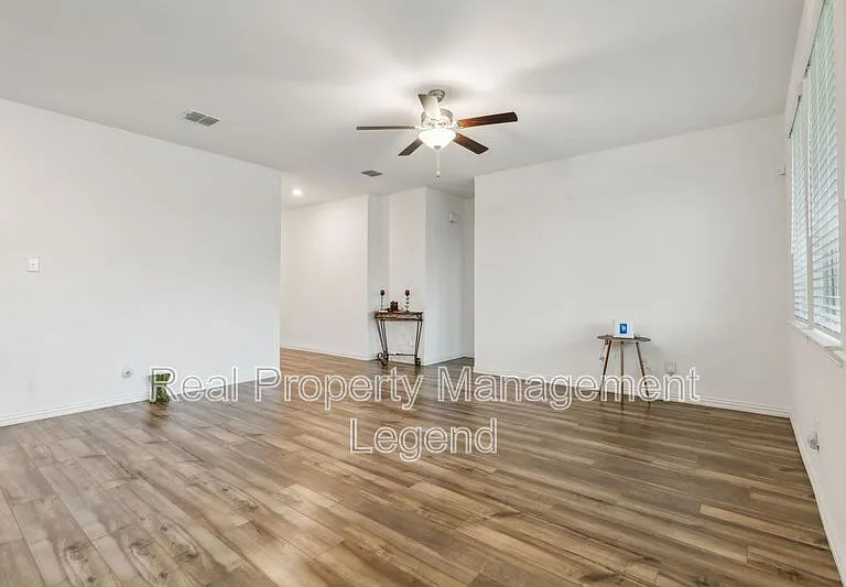 3803 Thomas Plains Dr — Photo 7
