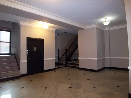 Rented by Stonehenge NYC LLC | media 30