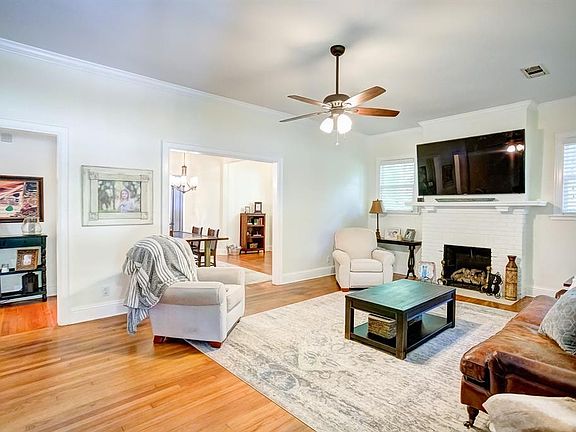 5th image of 1020 Felder Ave