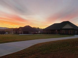 508 Doc Norton Rd, Walland, TN 37886