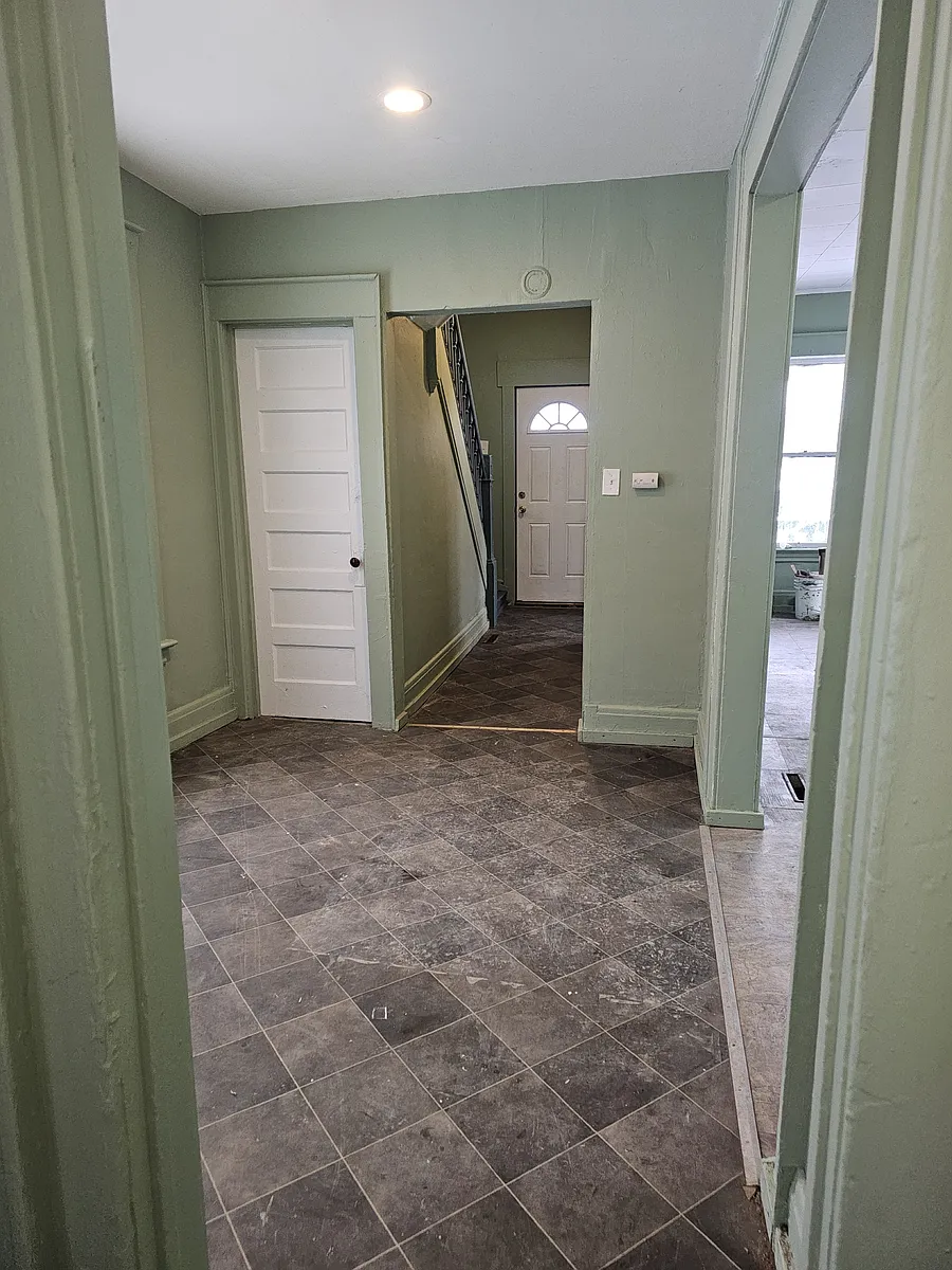 Building Photo - 109 W Corning Ave