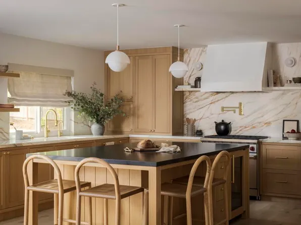 710 Edelweiss Ln, Encinitas, CA 92024