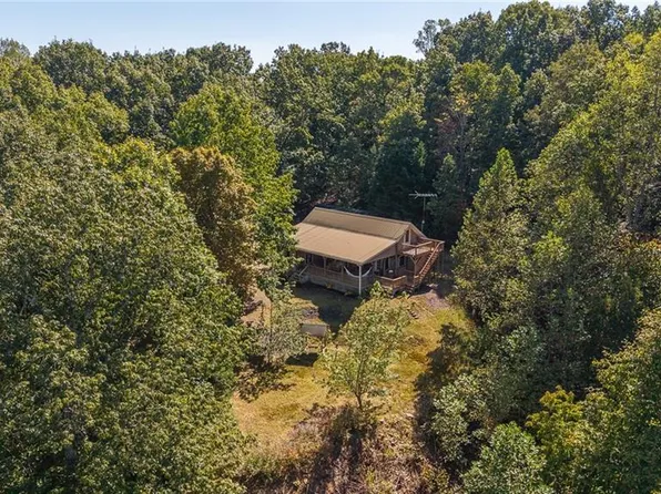 813 Wells Knob Rd, Elkin, NC 28621
