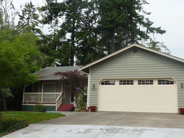 1st image of 9841 Channel Dr NW