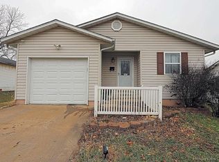 210 6th St, Park Hills, MO 63601