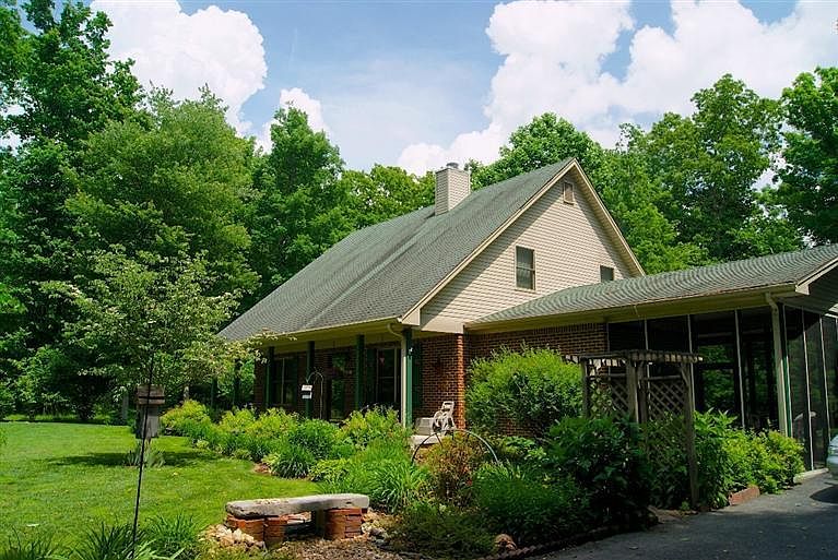 1st image of 83 Shelby Ln