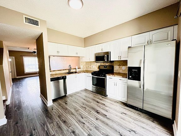 2nd image of 8132 San Carlos Circle