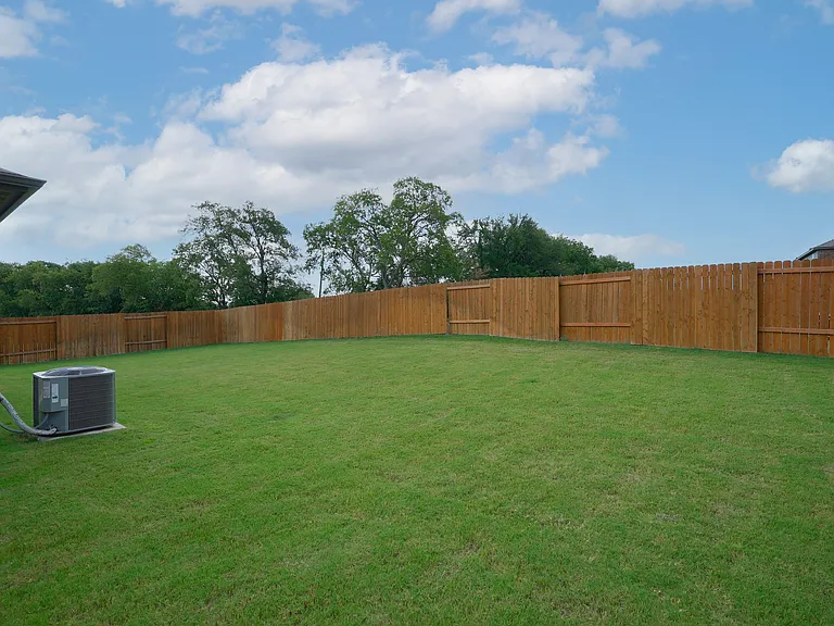 1517 Hill Top Ct — Photo 31