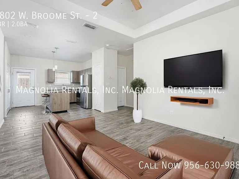 1802 W Broome St #2 — Photo 3