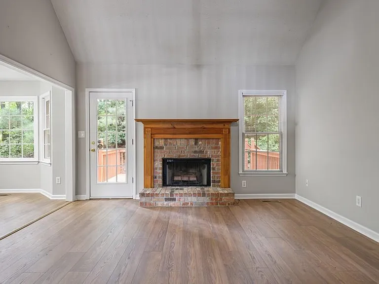 64 Evans Mill Ct — Photo 6