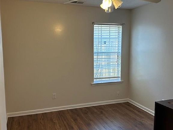 4th image of 6880 Wrigley Dr