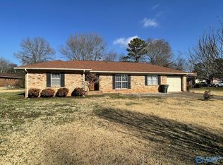 3901 Pickett Dr SW, Huntsville, AL 35805