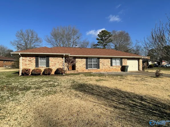 3901 Pickett Dr SW, Huntsville, AL 35805