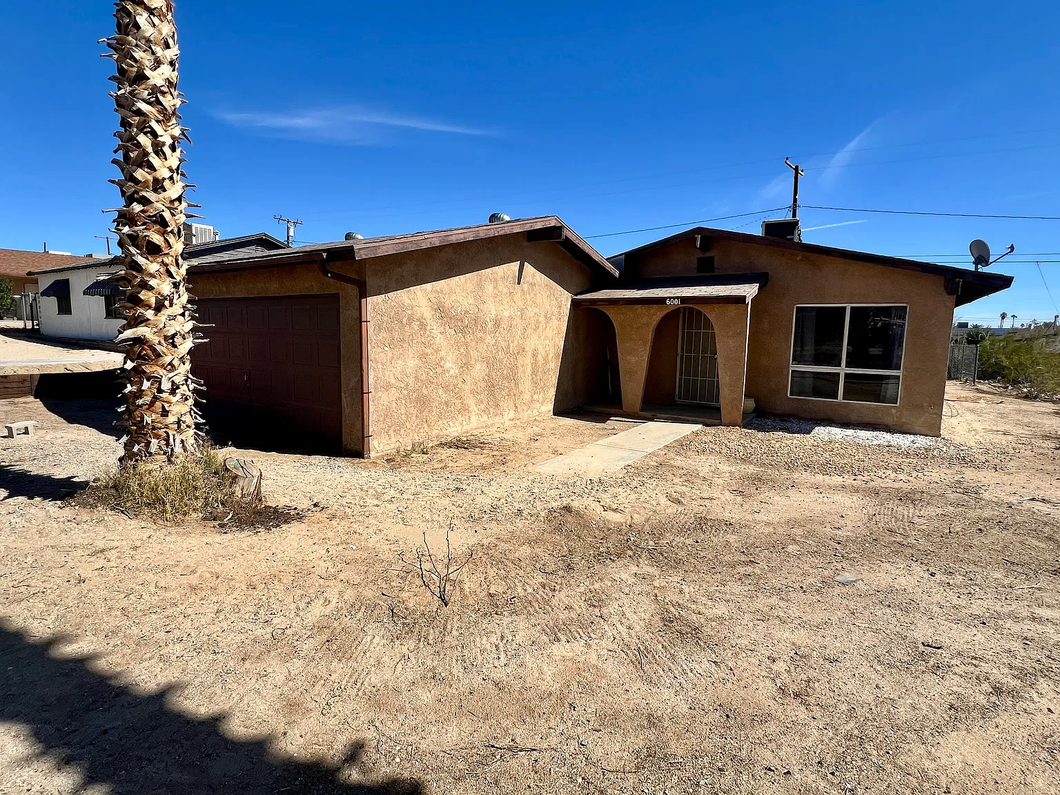 3 bed, 1000 sqft, $1,400 — Photo 1