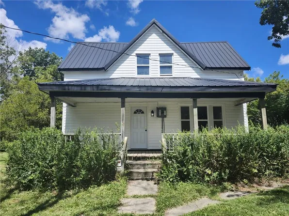 415 Commercial St, Spickard, MO 64679