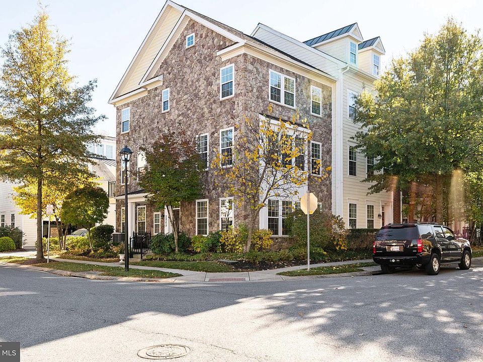 1st image of 5869 Donovan Ln