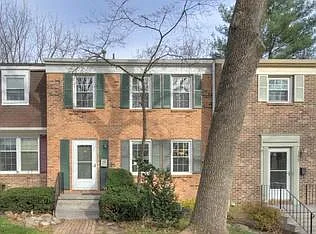 4 bed, 2.5 bath, 1682 sqft, $1,790 — Photo 1