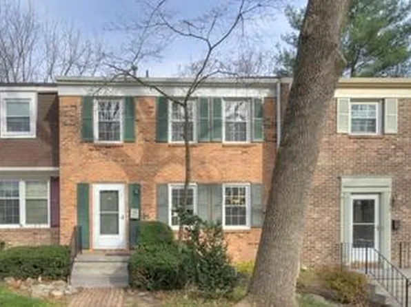 110 Canterbury Ct, Blacksburg, VA 24060
