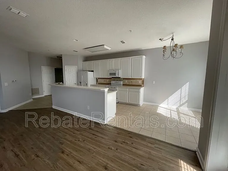 11251 Campfield Dr #4301 — Photo 11