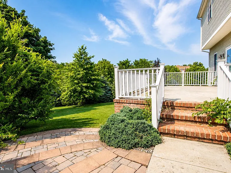 13624 Creek View Dr — Photo 7
