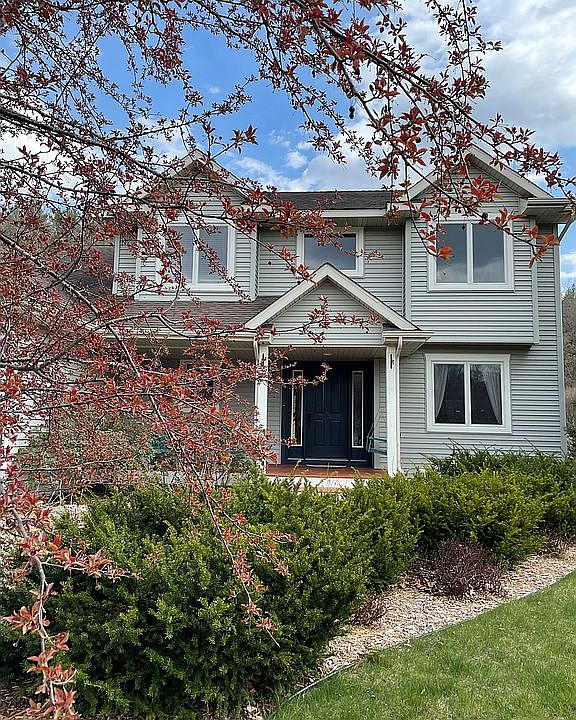2nd image of 1690 Sunwood Ct