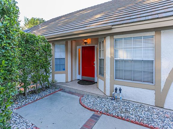 2nd image of 2160 Charmaine Dr