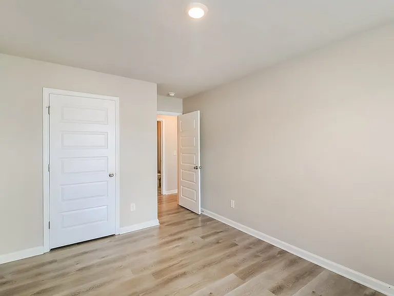 44 Silver Birch Pass — Photo 16