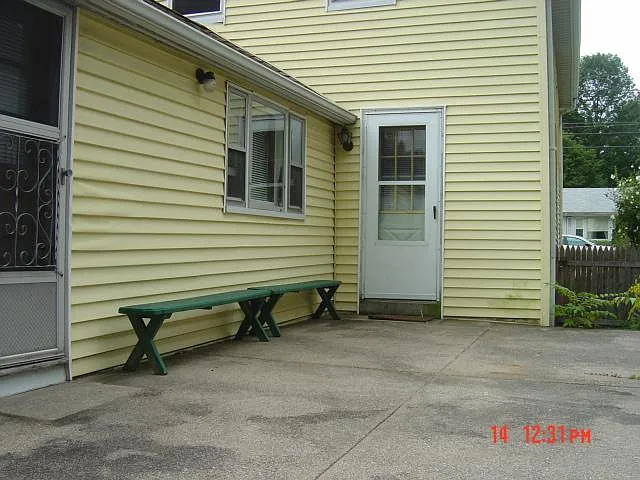 249 East St — Photo 4