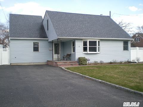 1st image of 331 Higbie Ln