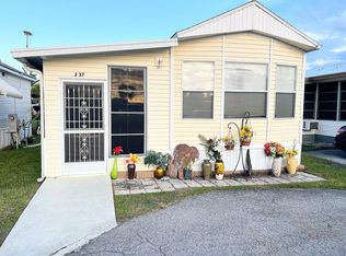 3701 Baynard Dr #J37, Punta Gorda, FL 33950