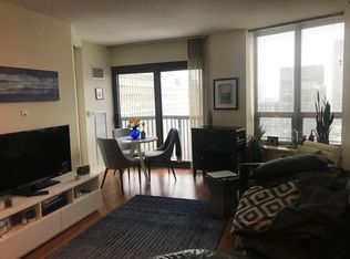 400 N La Salle Dr APT 2102, Chicago, IL 60654