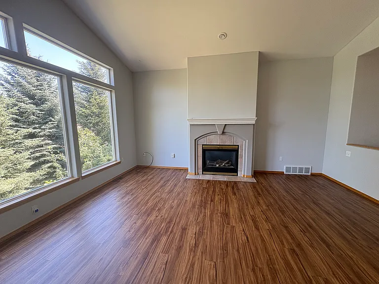 110 W Moran View Ave — Photo 5