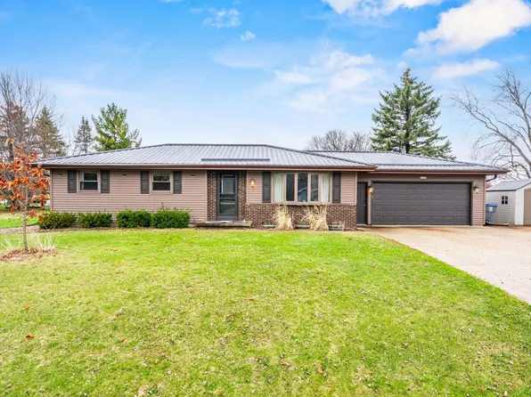 W6177 Plymouth St, Appleton, WI 54914