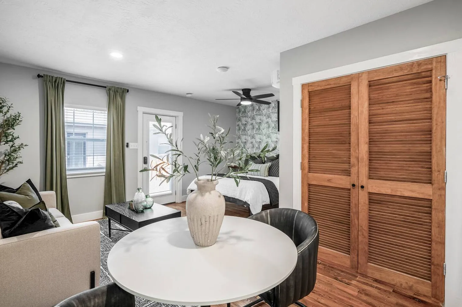 1 bed, 1.0 bath, 505 sqft, $1,491 — Photo 2