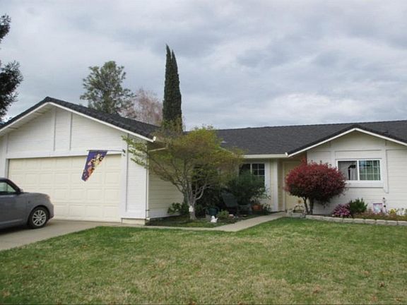 3rd image of 925 Northgate Dr
