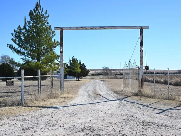52496 S County Road 186, Gage, OK 73843