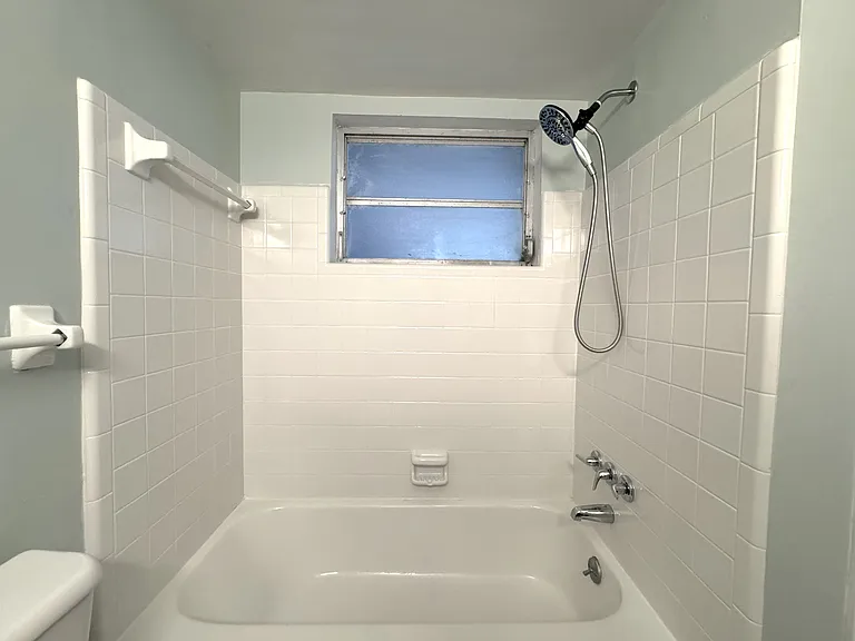 1196 Angle Rd #B — Photo 7