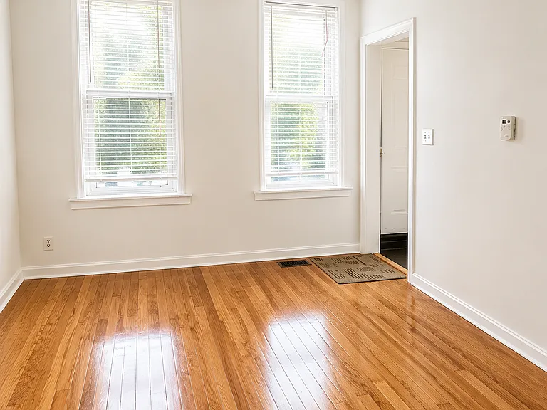 3345 S Bell Ave #1 — Photo 6