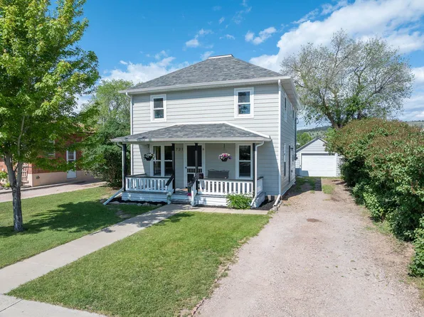 721 Dilger Ave, Rapid City, SD 57701
